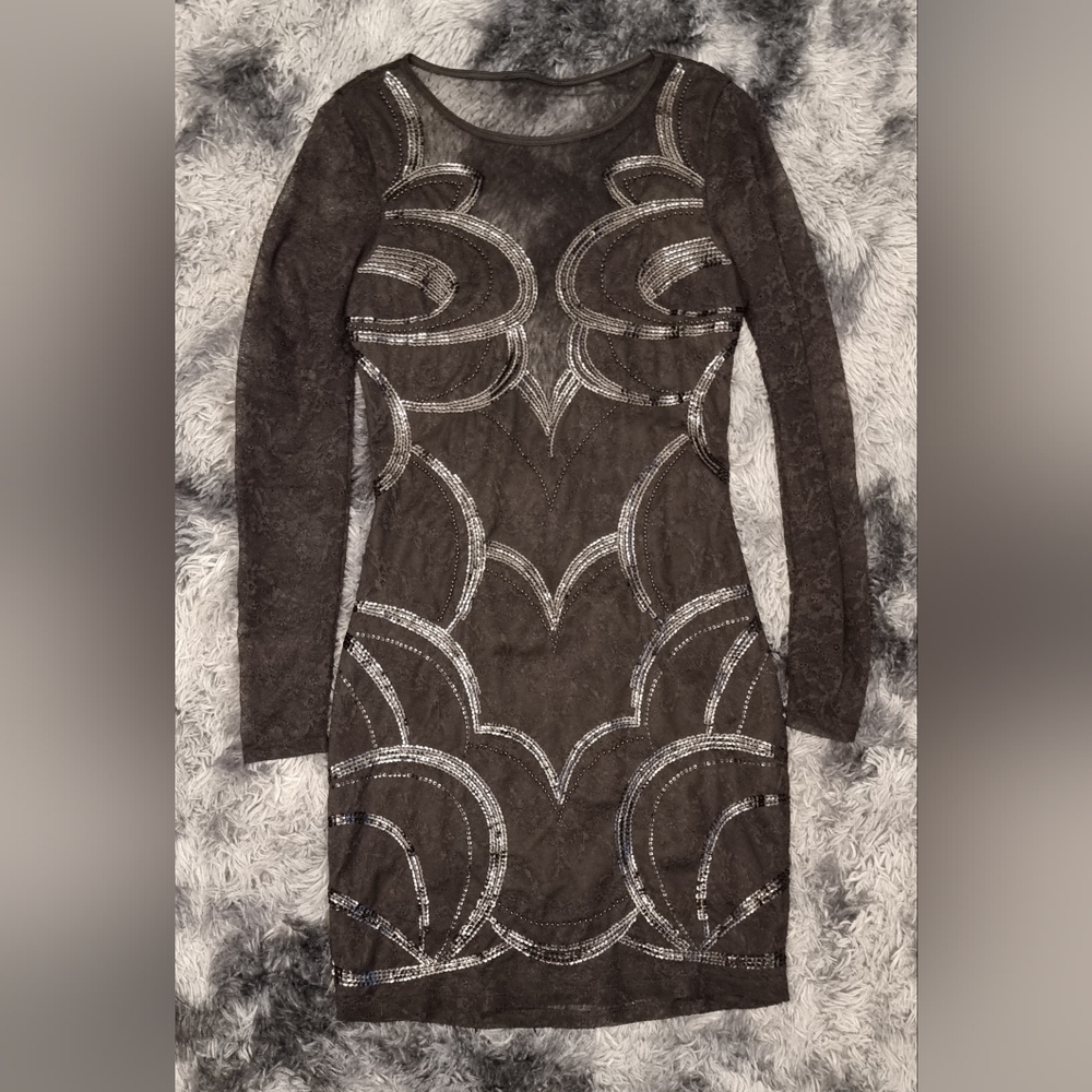Women Dress Black Size 0 Long Sleeve/ Short lace and sequin dress